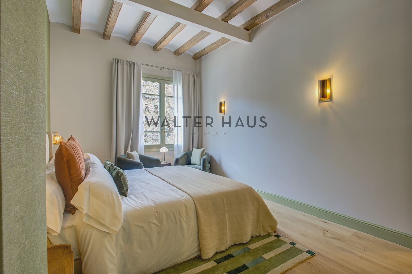 3 bedroom Flat for sale in Barcelona city - € 2,100,000 (Ref: 9731243)