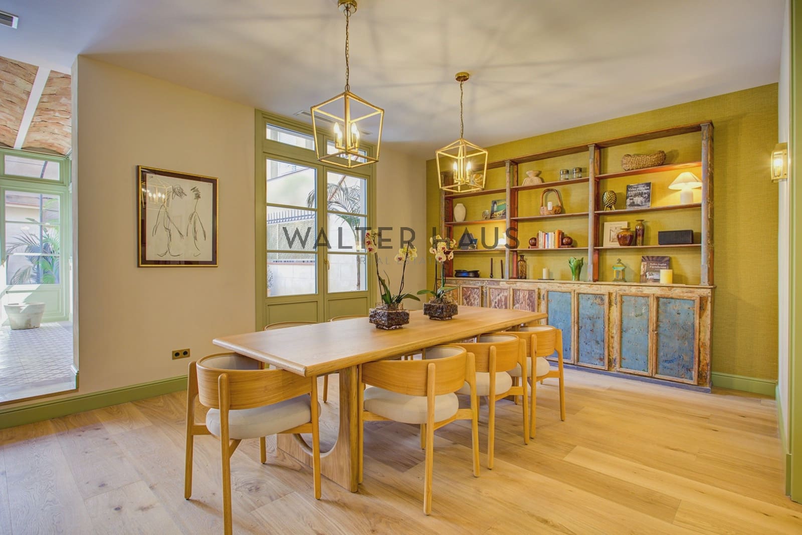 3 bedroom Flat for sale in Barcelona city - € 2,100,000 (Ref: 9731243)