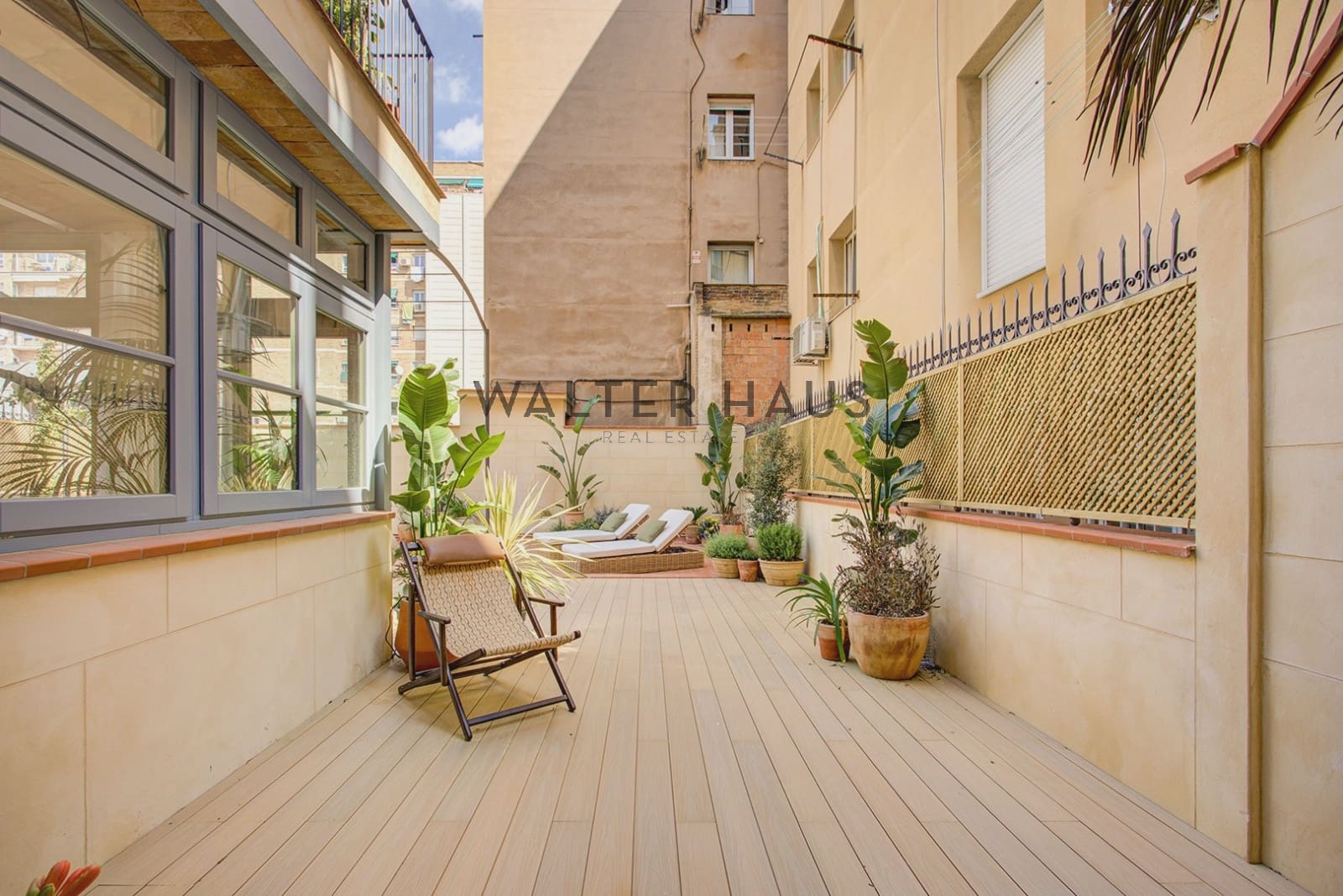 3 bedroom Flat for sale in Barcelona city - € 2,100,000 (Ref: 9731243)
