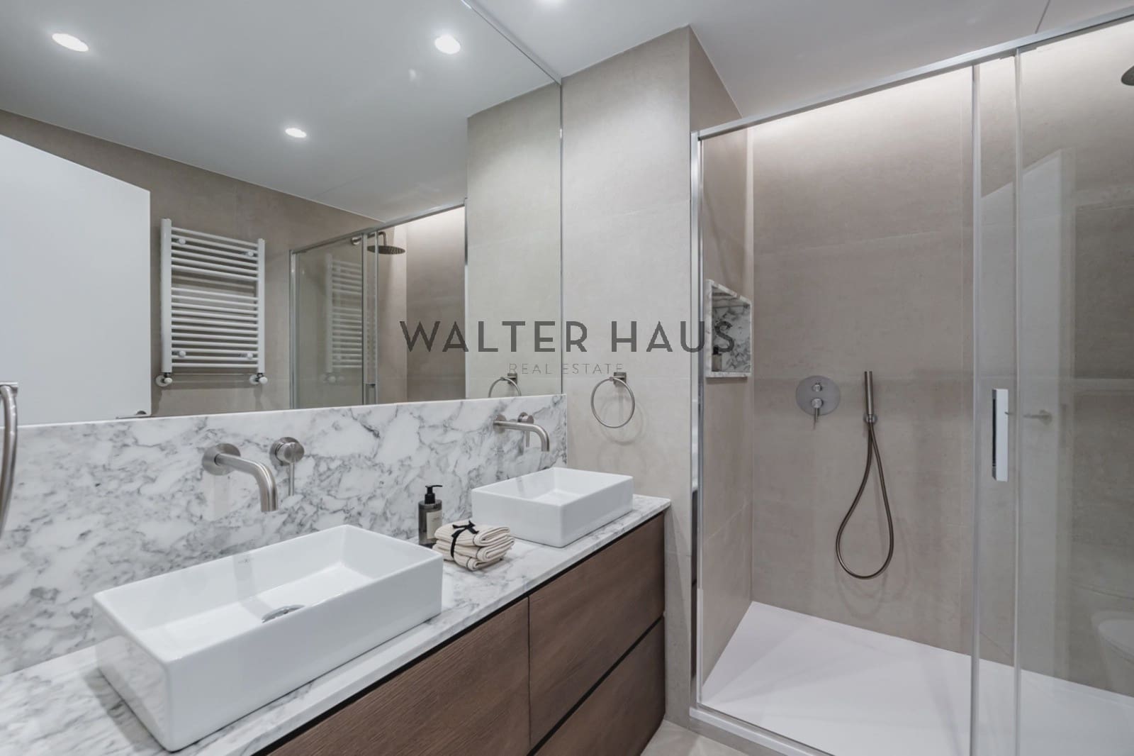 2 bedroom Flat for sale in Madrid city - € 1,875,000 (Ref: 9733415)