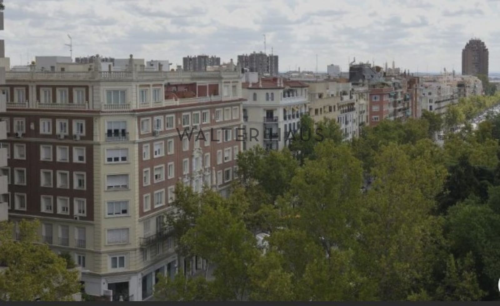2 bedroom Flat for sale in Madrid city - € 1,875,000 (Ref: 9733415)