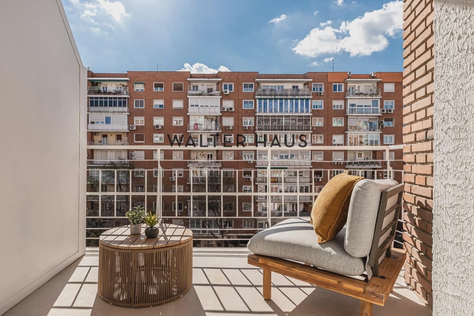 3 bedroom Flat for sale in Madrid city - € 890,000 (Ref: 9733774)