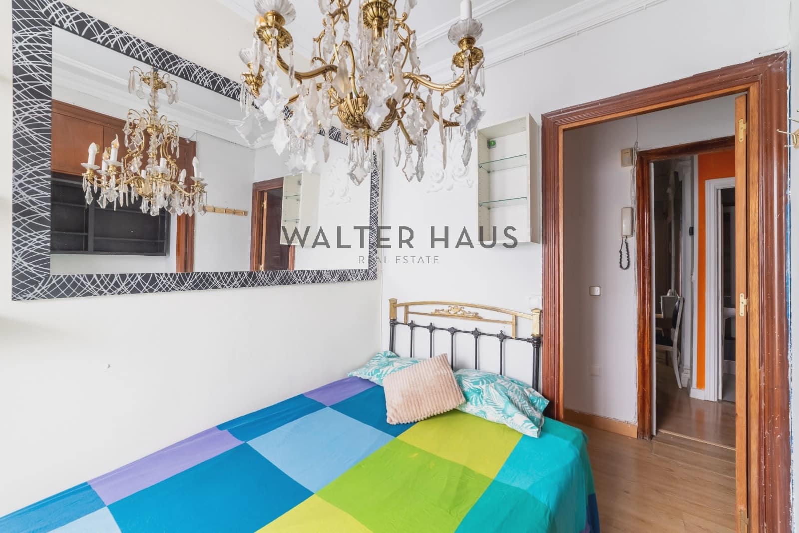 6 bedroom Flat for sale in Madrid city - € 1,080,000 (Ref: 9737135)