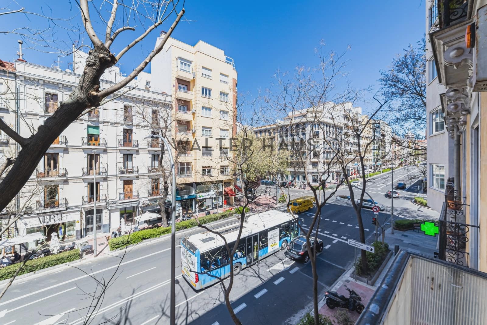 6 bedroom Flat for sale in Madrid city - € 1,080,000 (Ref: 9737135)