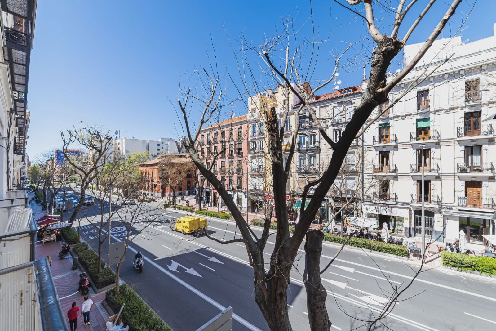 6 bedroom Flat for sale in Madrid city - € 1,080,000 (Ref: 9737135)