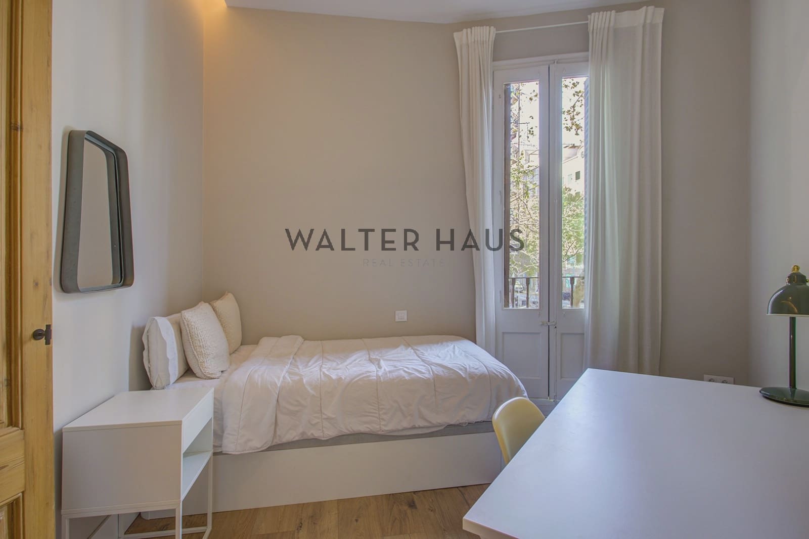 3 soveværelse Lejlighed til salg i Barcelona by - € 750.000 (Ref: 9750925)