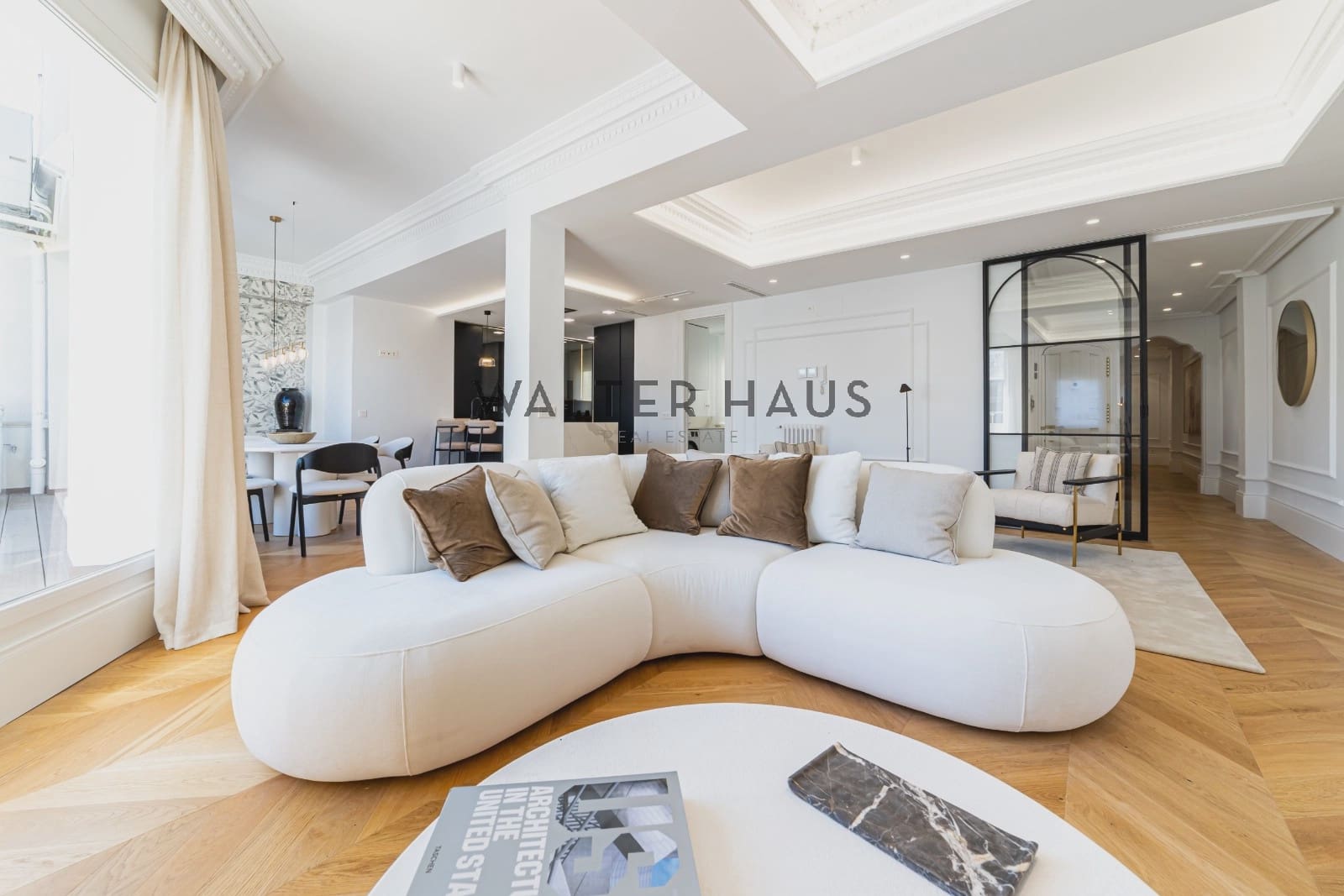 3 bedroom Flat for sale in Madrid city - € 4,500,000 (Ref: 9756731)