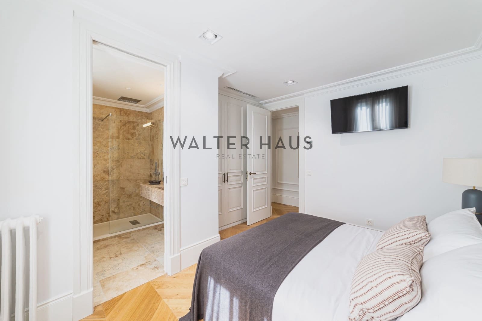 3 bedroom Flat for sale in Madrid city - € 4,500,000 (Ref: 9756731)