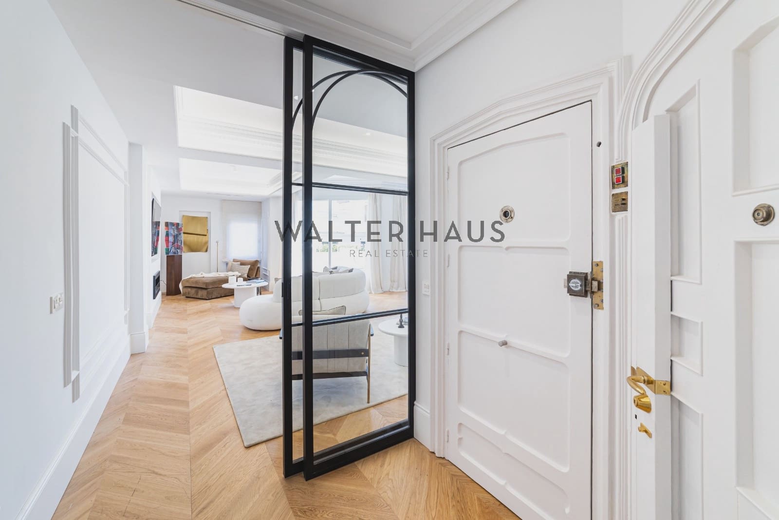 3 bedroom Flat for sale in Madrid city - € 4,500,000 (Ref: 9756731)