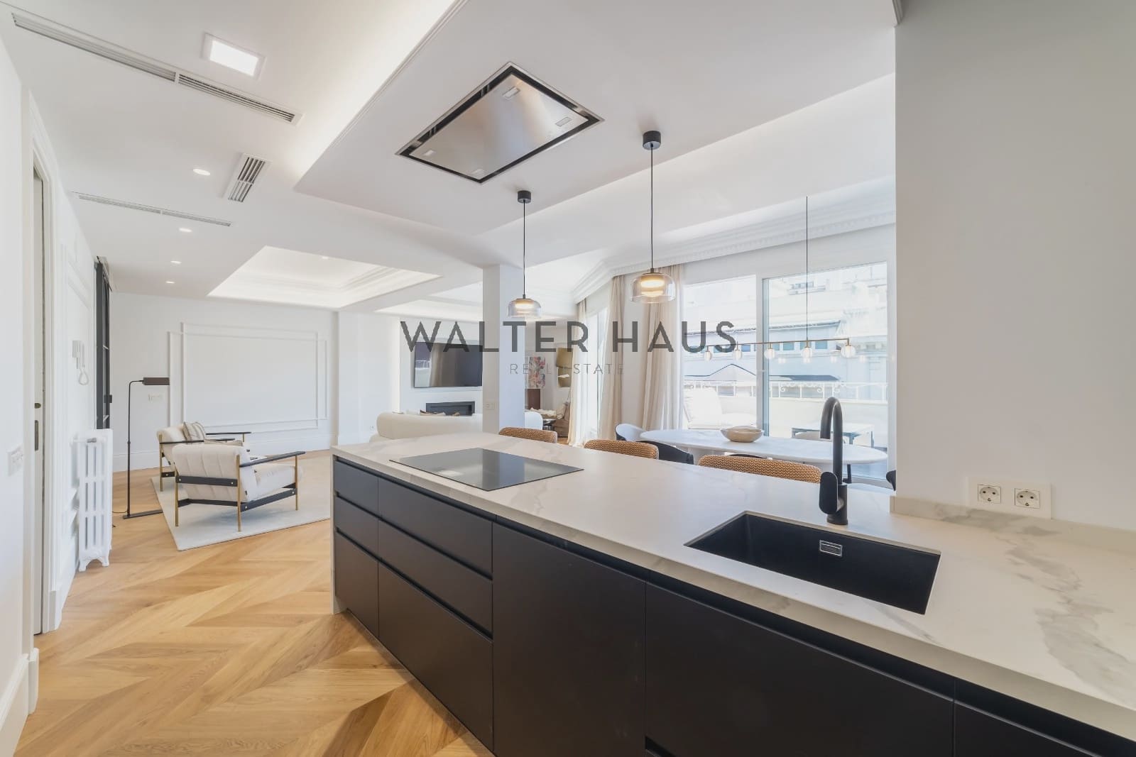 3 bedroom Flat for sale in Madrid city - € 4,500,000 (Ref: 9756731)