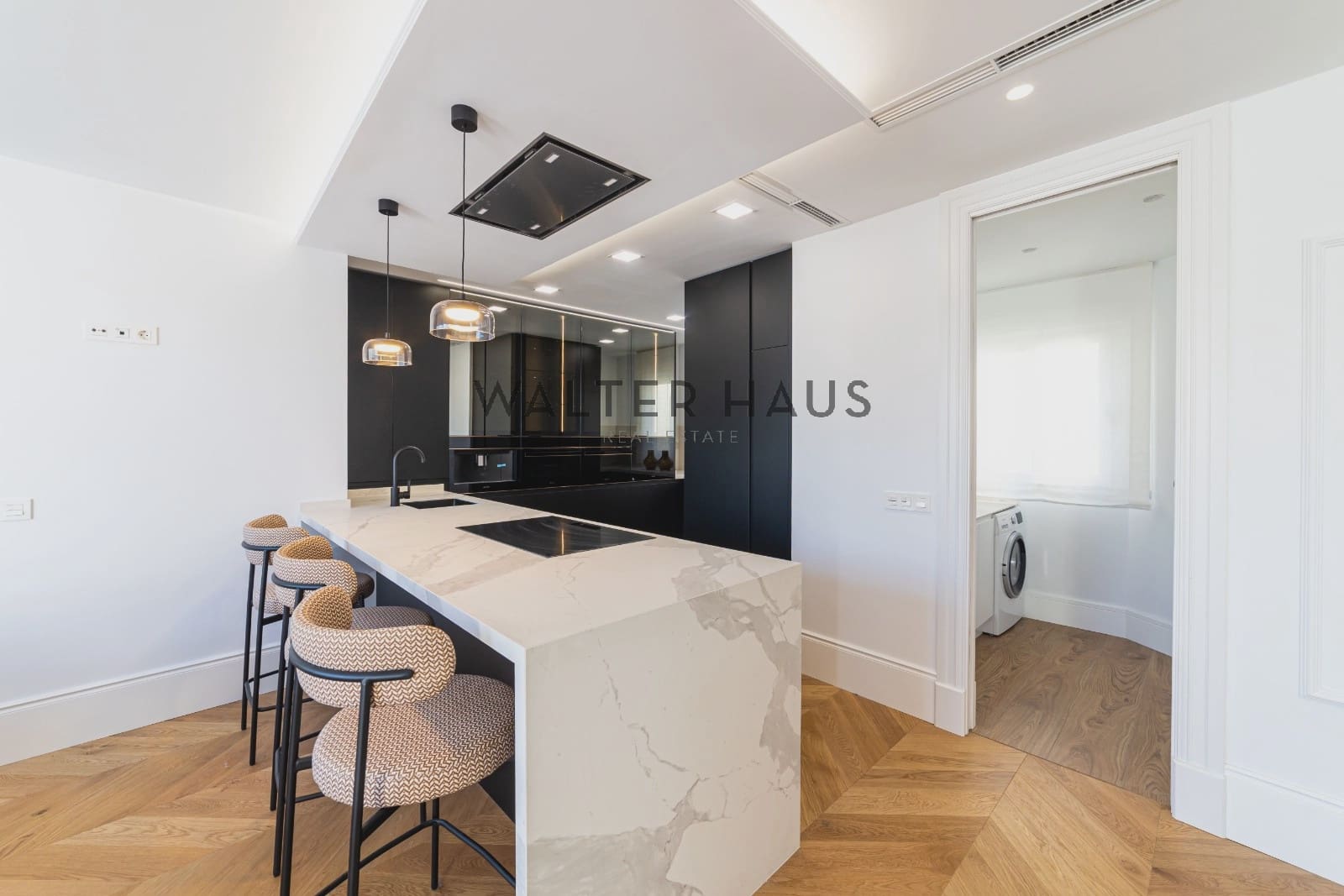 3 bedroom Flat for sale in Madrid city - € 4,500,000 (Ref: 9756731)