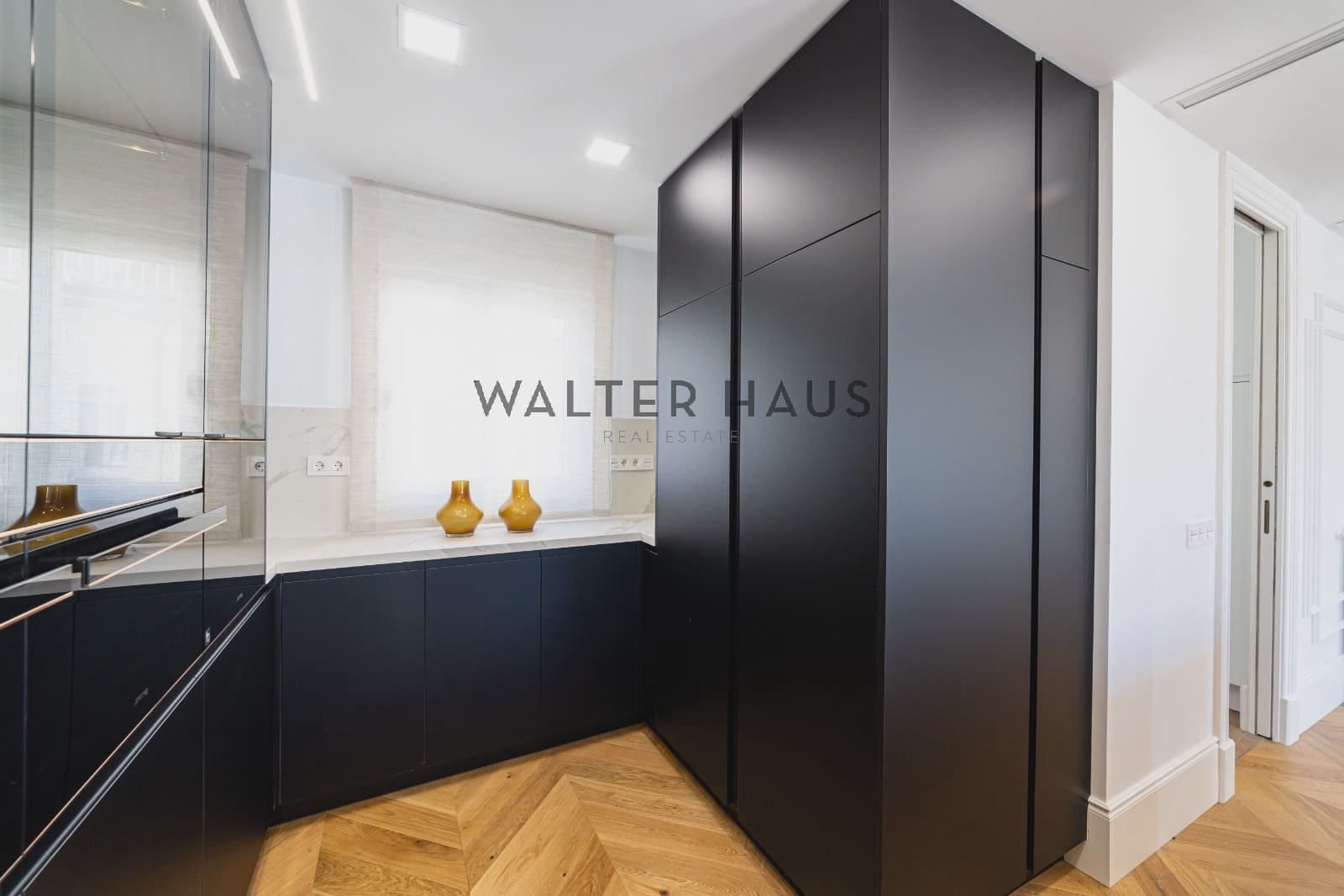 3 bedroom Flat for sale in Madrid city - € 4,500,000 (Ref: 9756731)