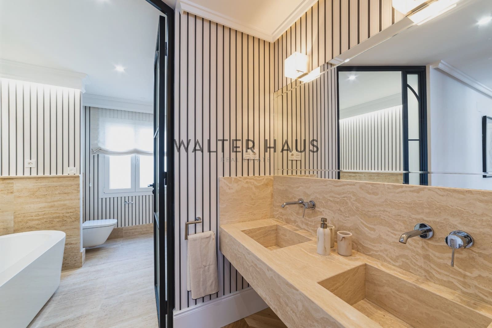 3 bedroom Flat for sale in Madrid city - € 4,500,000 (Ref: 9756731)