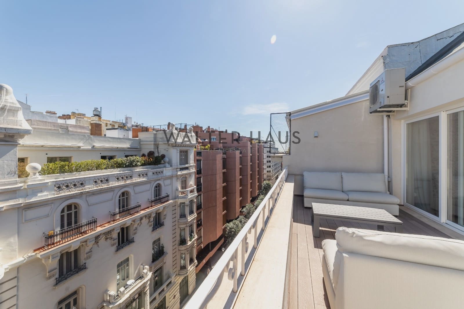 3 bedroom Flat for sale in Madrid city - € 4,500,000 (Ref: 9756731)