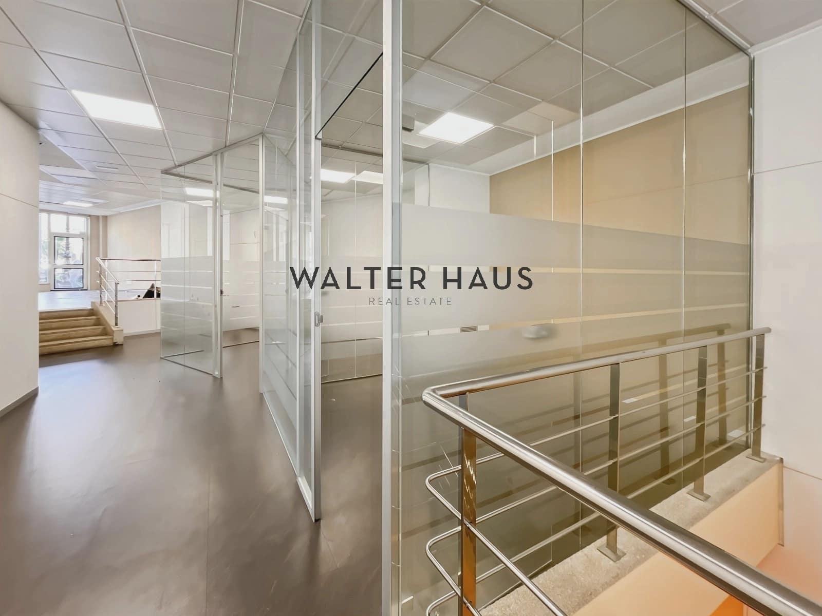 Commercial for sale in Barcelona city - € 1,650,000 (Ref: 9760105)