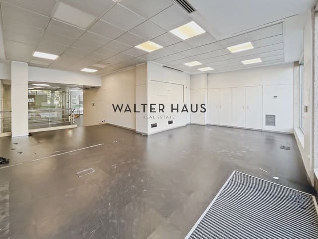 Commercieel te koop in Les Corts, Barcelona stad - € 1.650.000 (Ref: 9760105)