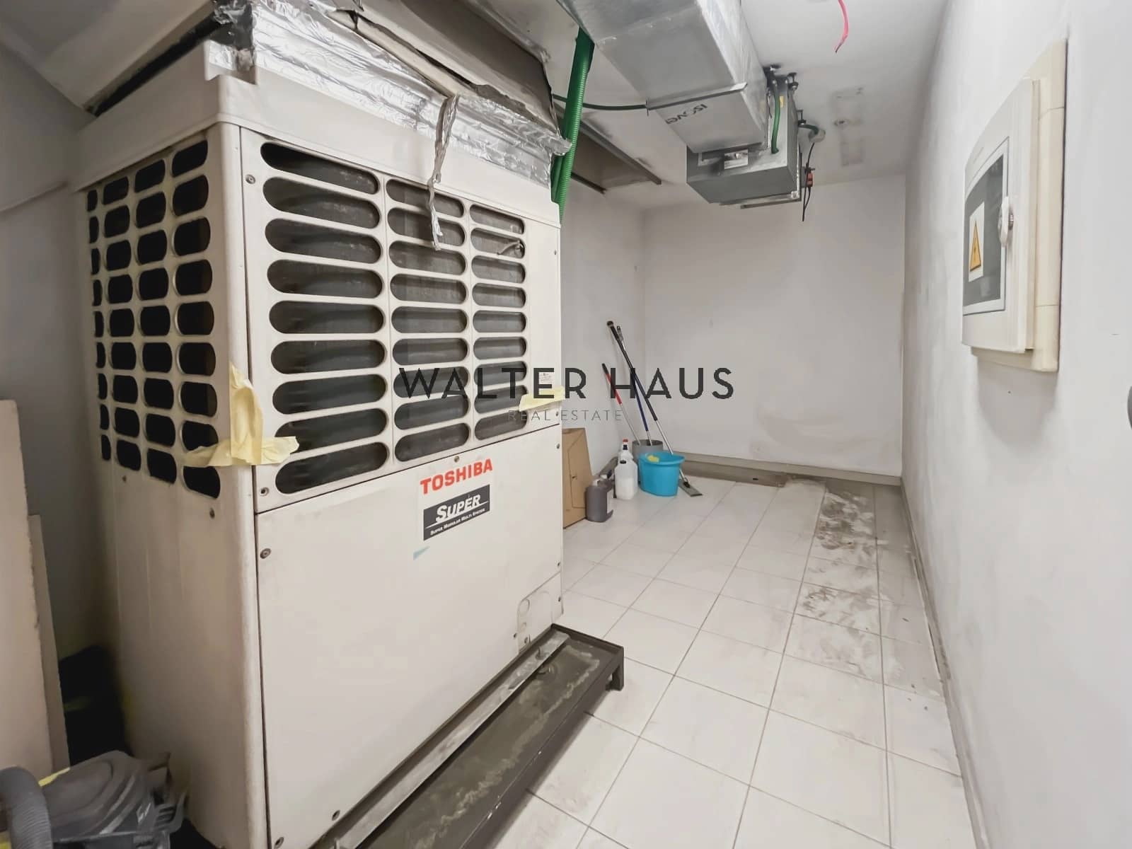 Commercial for sale in Barcelona city - € 1,650,000 (Ref: 9760105)