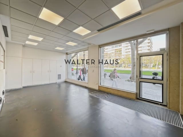 Commercieel te koop in Les Corts, Barcelona stad - € 1.650.000 (Ref: 9760105)