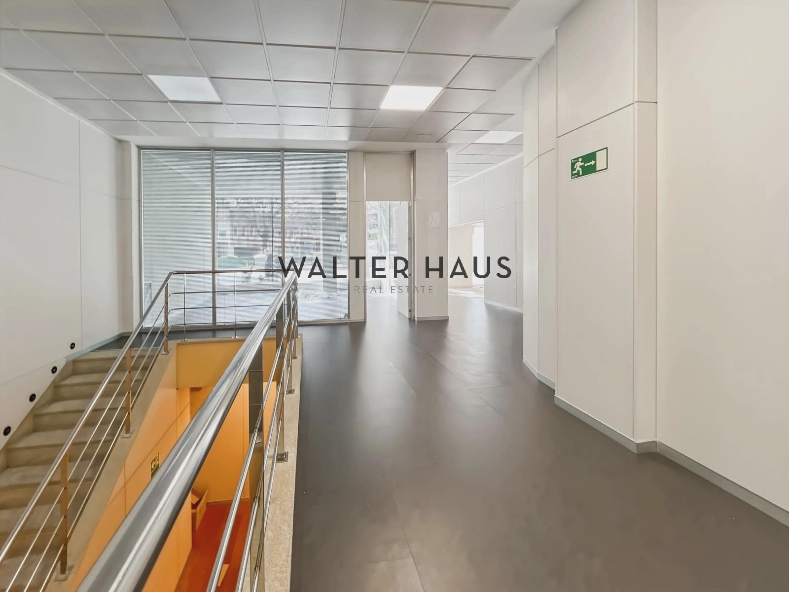 Commercial for sale in Barcelona city - € 1,650,000 (Ref: 9760105)