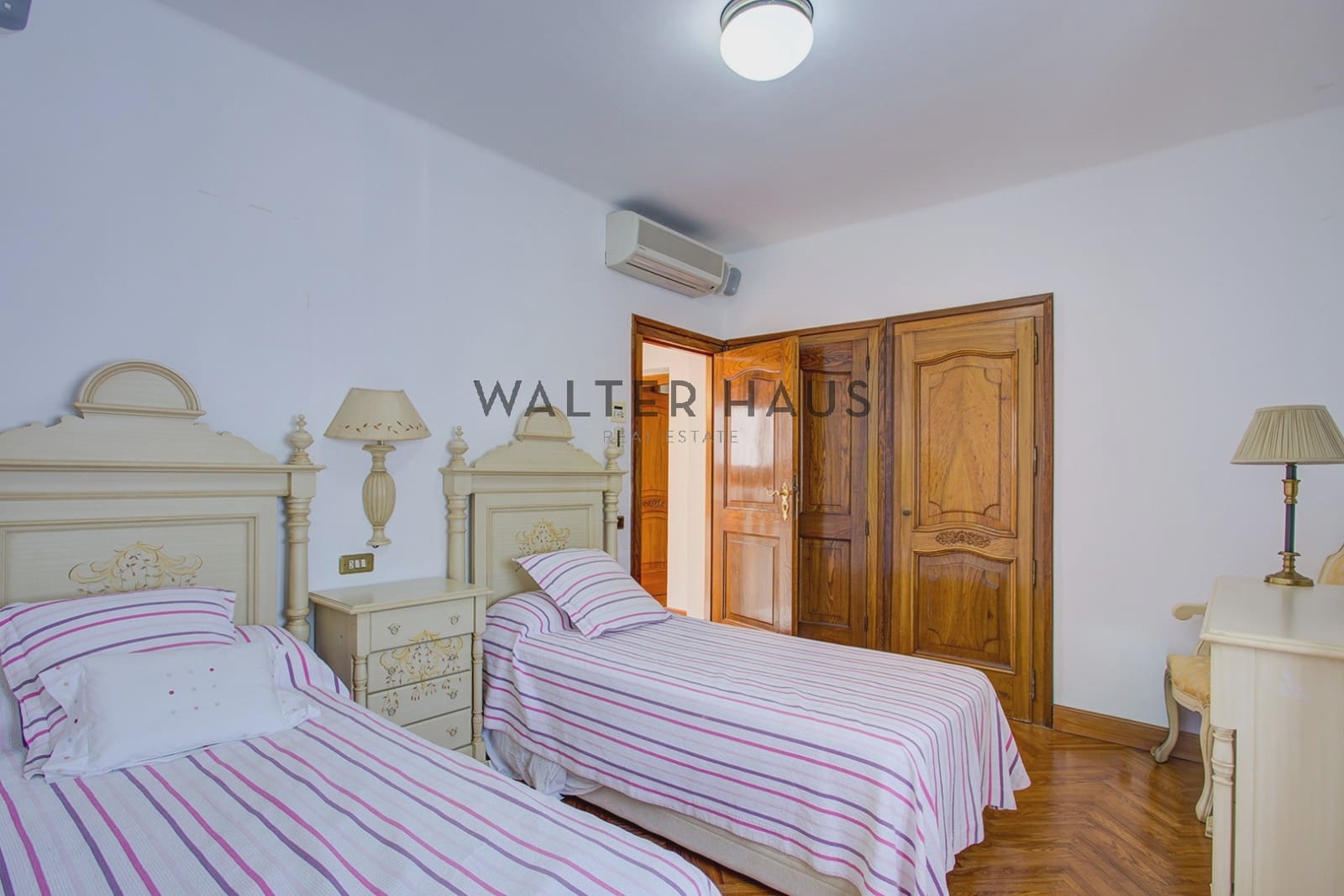 11 soverom Villa til salgs i Sitges - € 7 490 000 (Ref: 9760106)