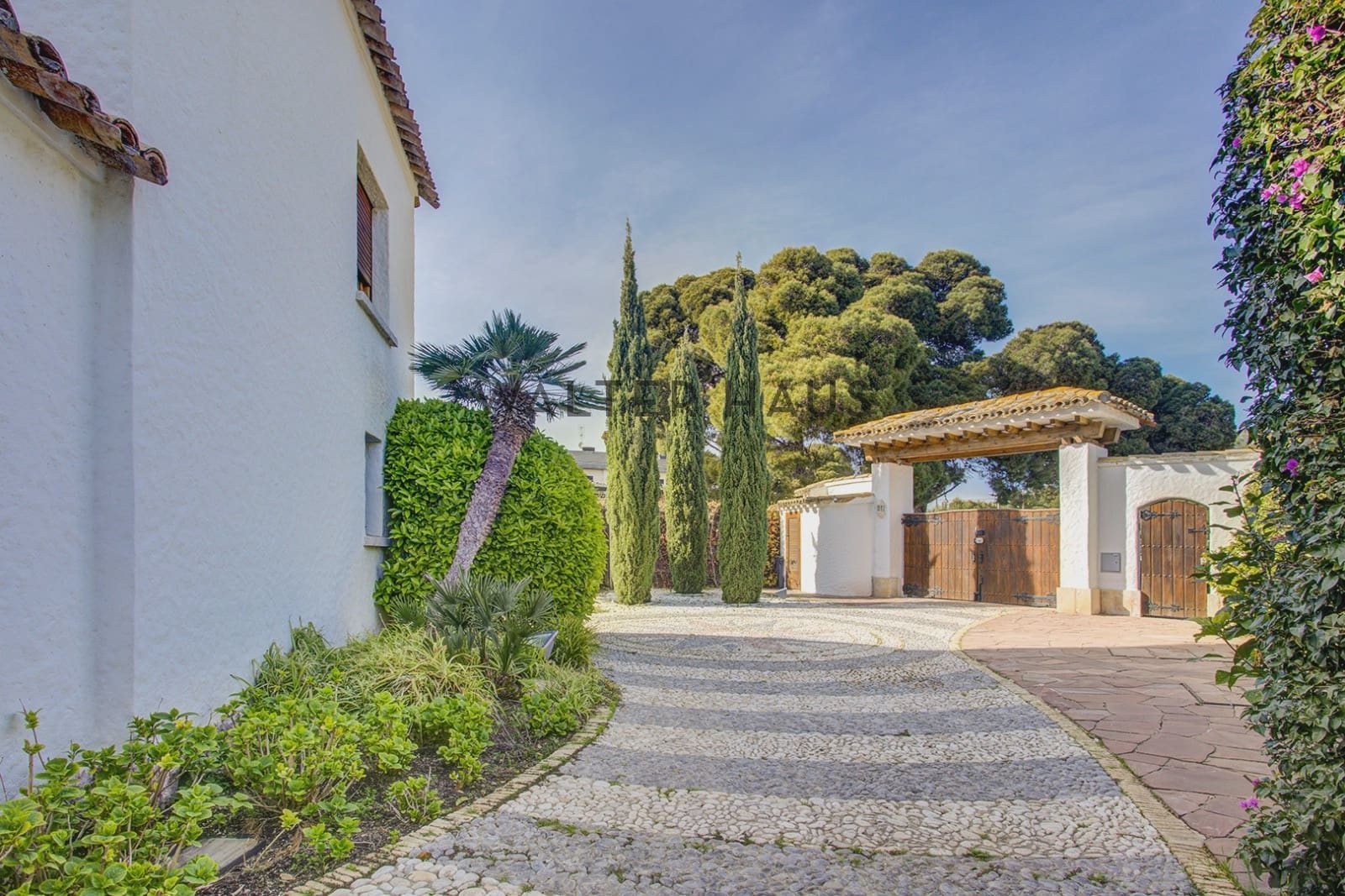 11 soverom Villa til salgs i Sitges - € 7 490 000 (Ref: 9760106)