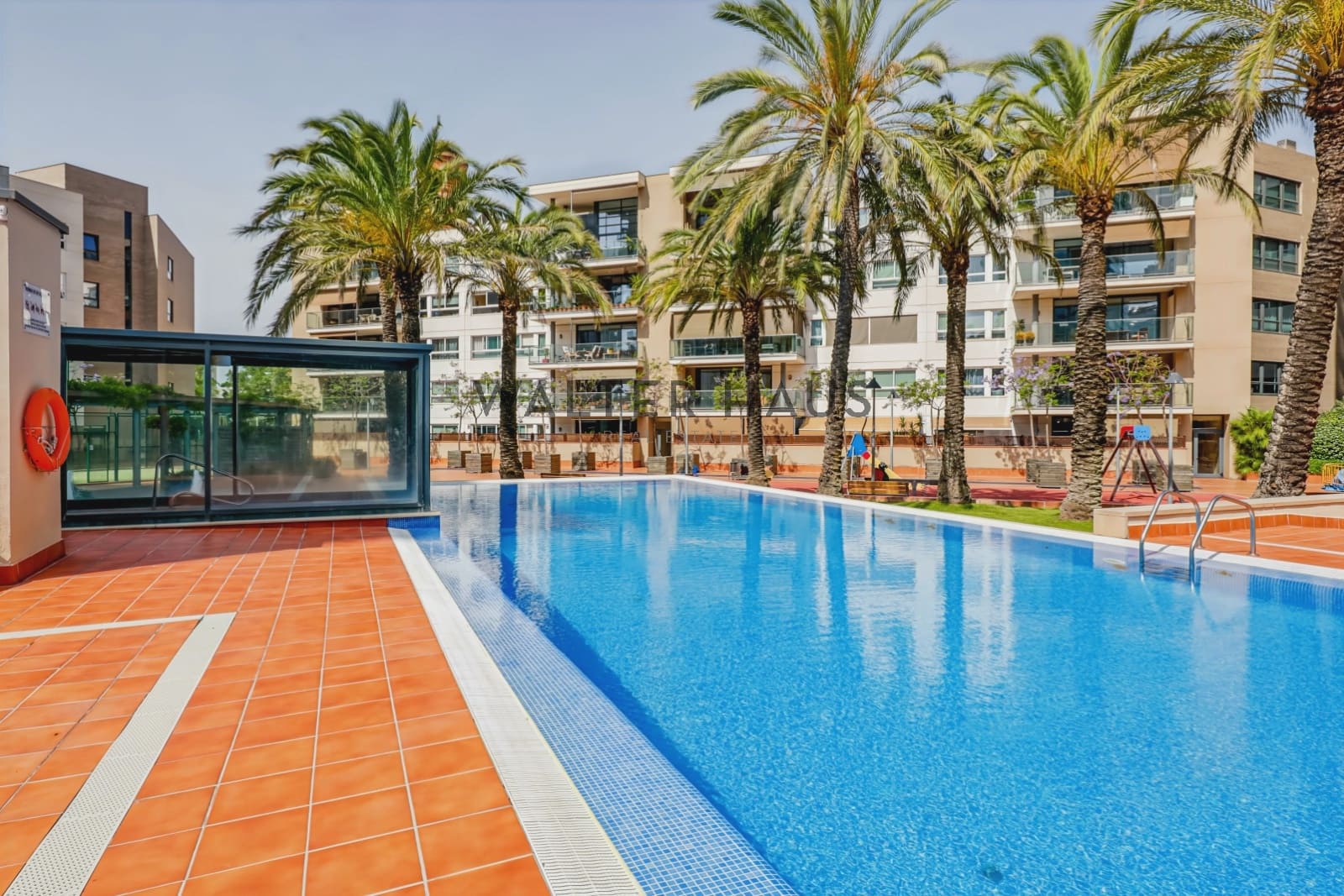 3 slaapkamer Flat te koop in Barcelona stad - € 1.370.000 (Ref: 9761402)