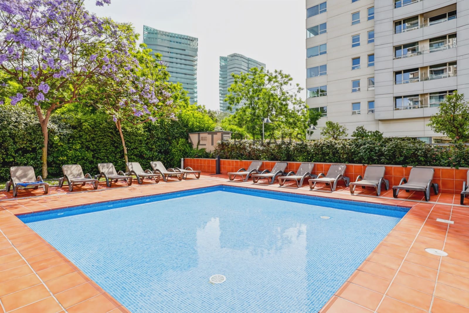 3 slaapkamer Flat te koop in Barcelona stad - € 1.370.000 (Ref: 9761402)