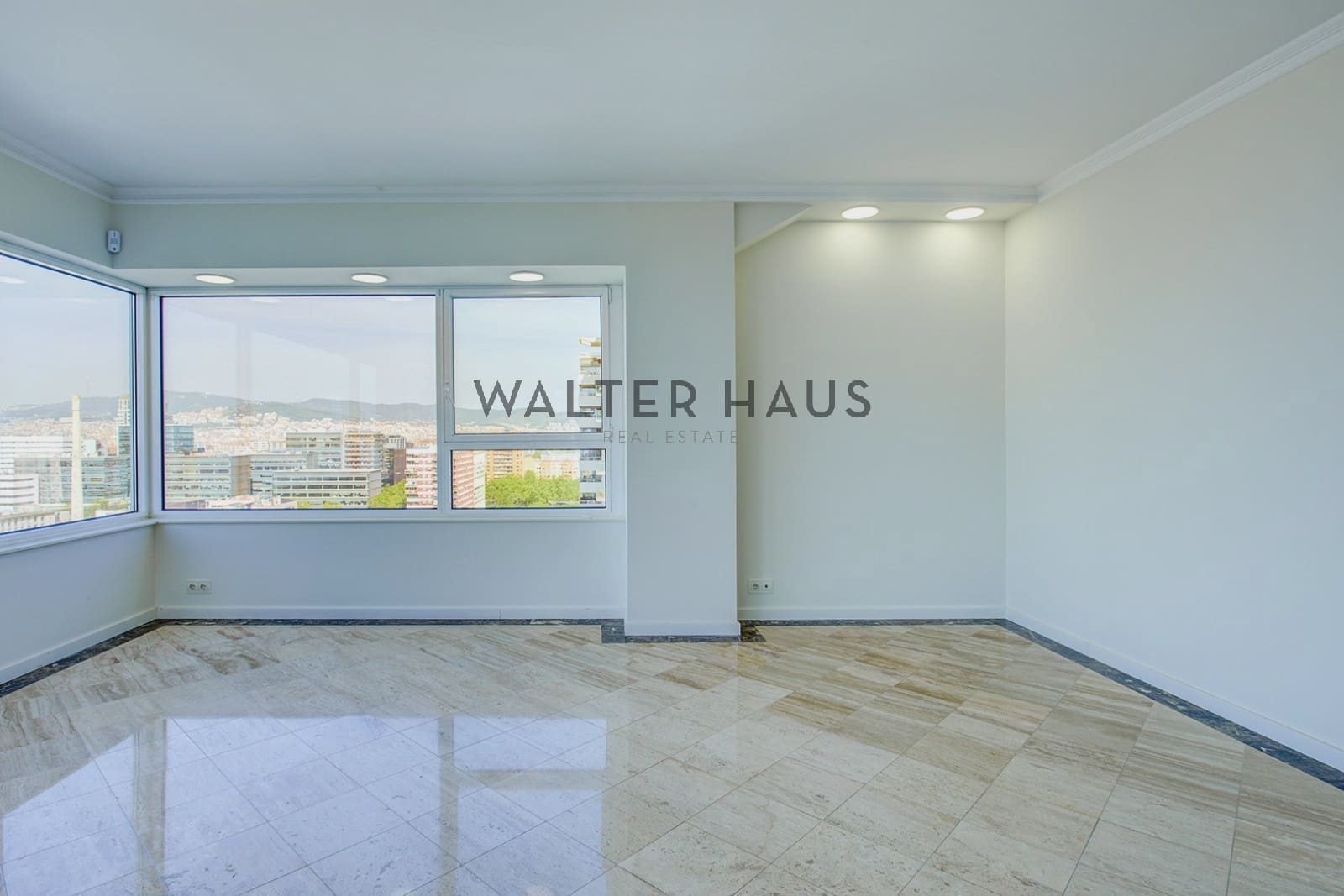 3 bedroom Flat for sale in Barcelona city - € 1,370,000 (Ref: 9761402)