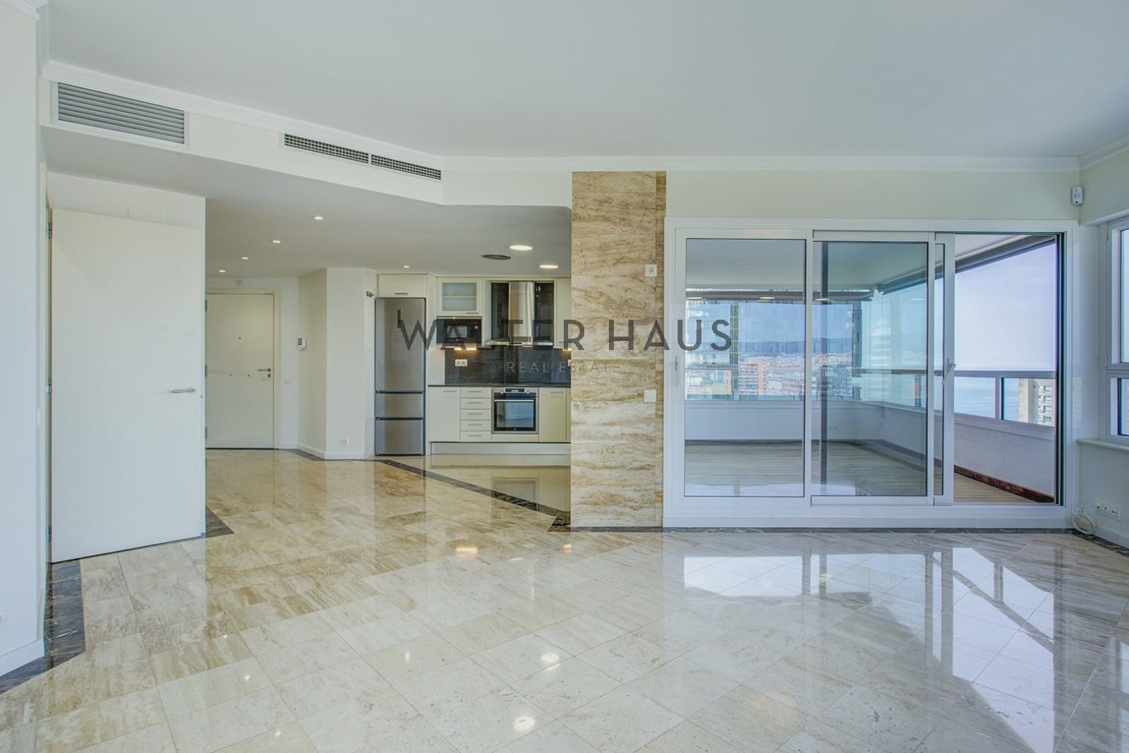 3 bedroom Flat for sale in Barcelona city - € 1,370,000 (Ref: 9761402)