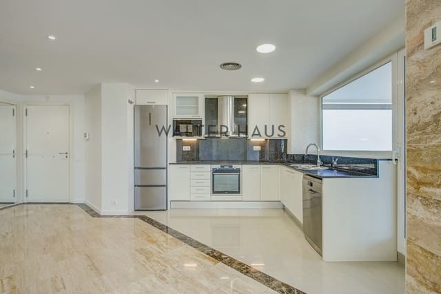 3 soveværelse Lejlighed til salg i Diagonal Mar i El Front Marítim del Poblenou, Barcelona by - € 1.370.000 (Ref: 9761402)