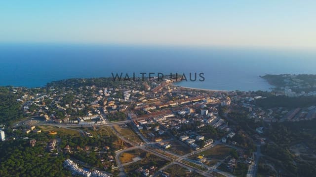 Chalet de 4 habitaciones en Sant Feliu de Guíxols en venta - 1.350.000 € (Ref: 9770896)