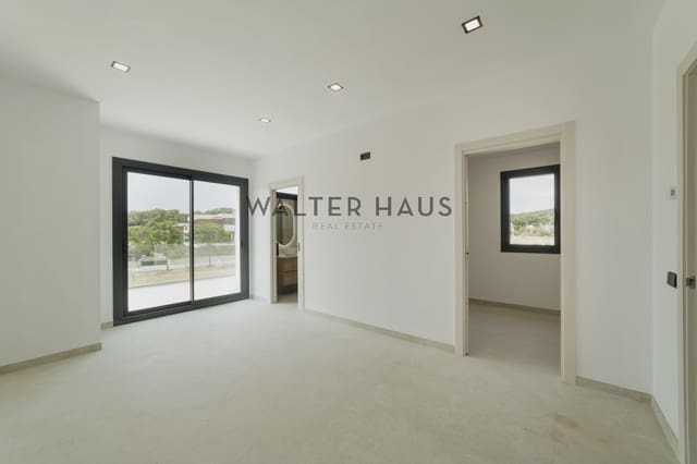 4 soveværelse Villa til salg i Sant Feliu de Guíxols - € 1.350.000 (Ref: 9770896)