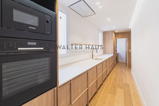 3 slaapkamer Flat te koop in Argüelles, Madrid stad - € 1.190.000 (Ref: 9771000)