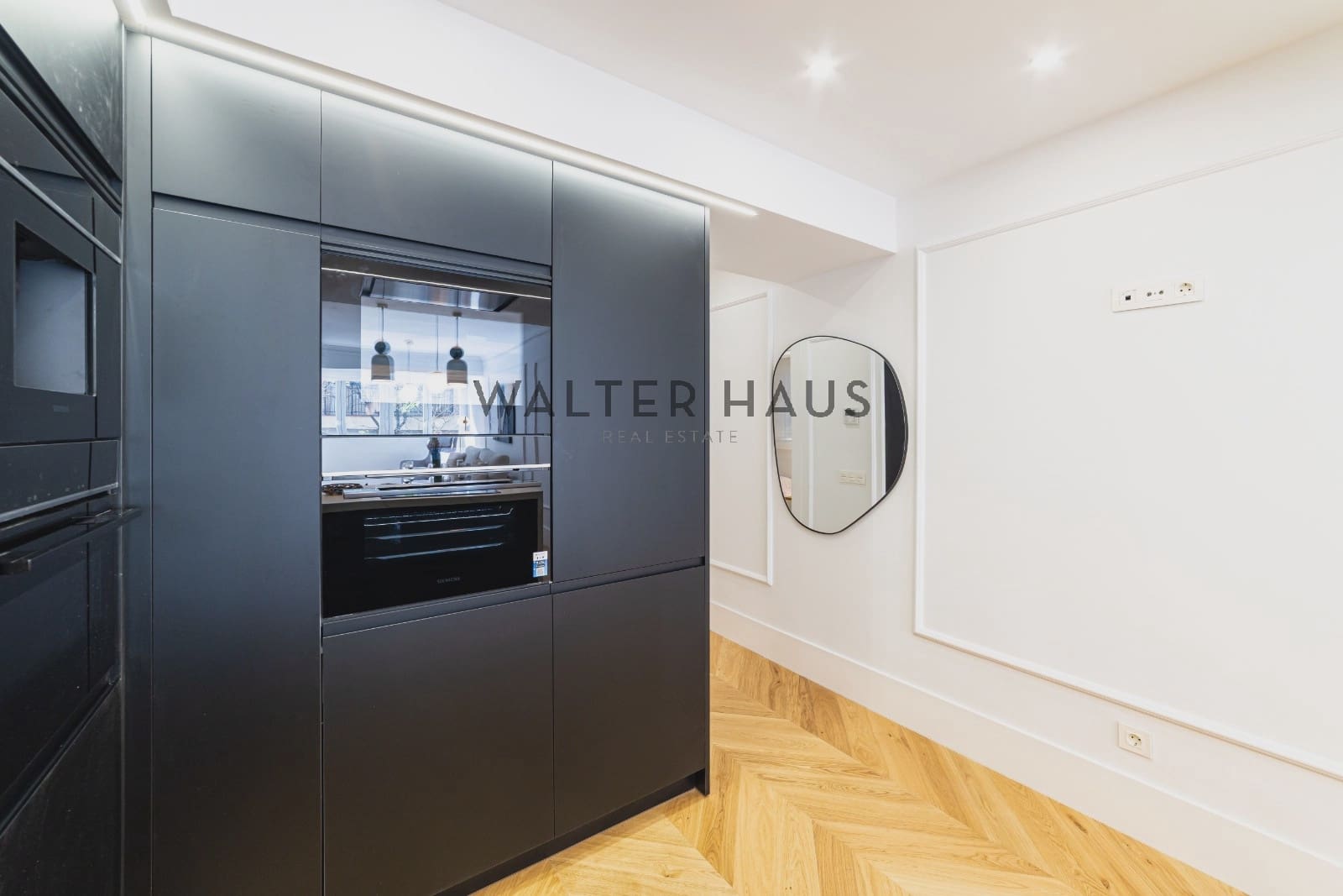 3 soveværelse Lejlighed til salg i Madrid by - € 1.200.000 (Ref: 9778449)