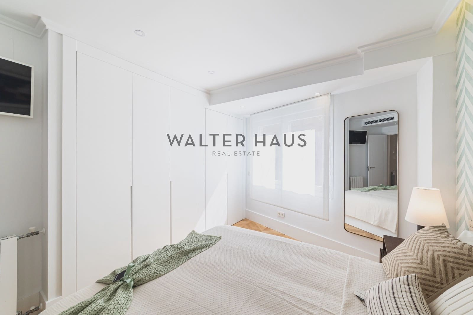 3 soveværelse Lejlighed til salg i Madrid by - € 1.200.000 (Ref: 9778449)