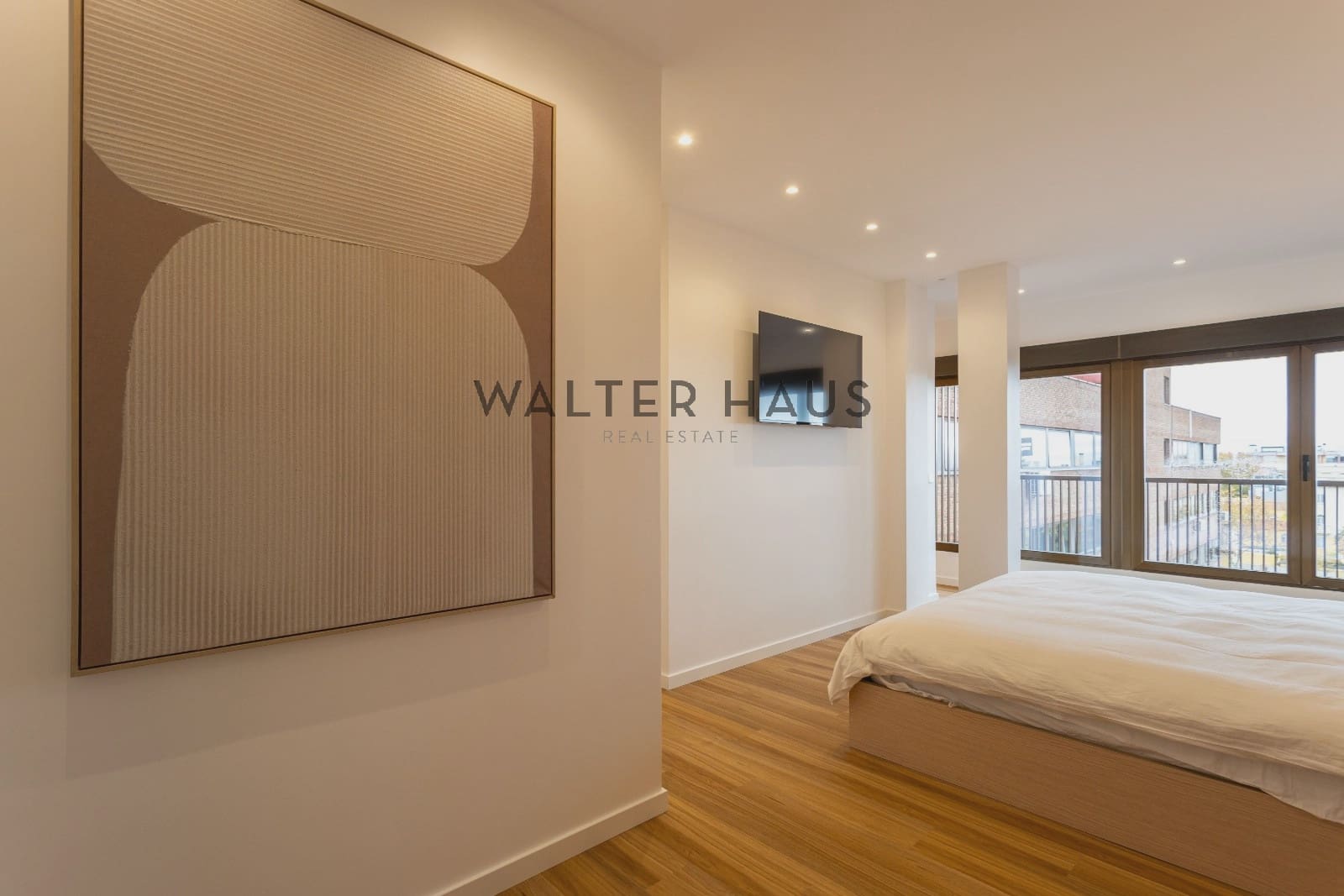 3 slaapkamer Flat te koop in Madrid stad - € 1.630.000 (Ref: 9781402)