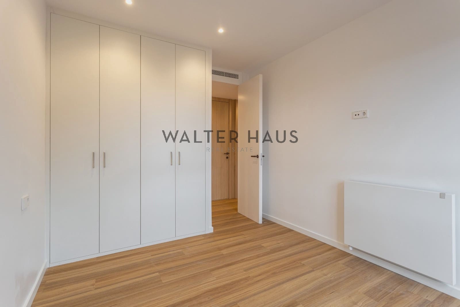 3 slaapkamer Flat te koop in Madrid stad - € 1.630.000 (Ref: 9781402)