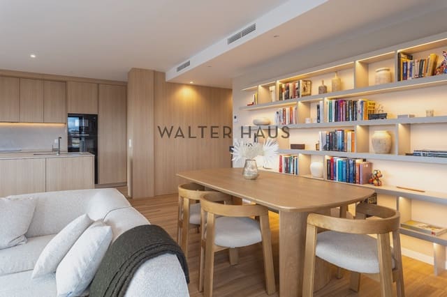 3 slaapkamer Flat te koop in San Juan Bautista, Madrid stad - € 1.630.000 (Ref: 9781402)