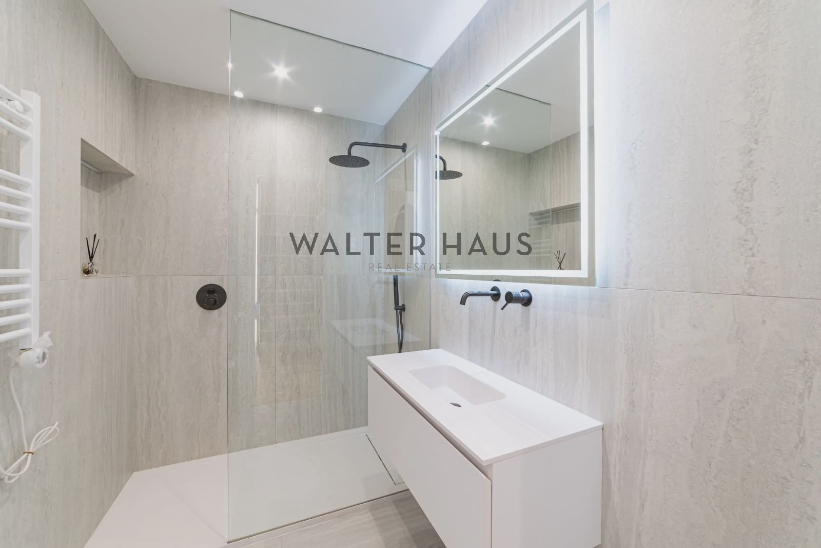 3 soverom Leilighet til salgs i Madrid by - € 3 300 000 (Ref: 9782146)