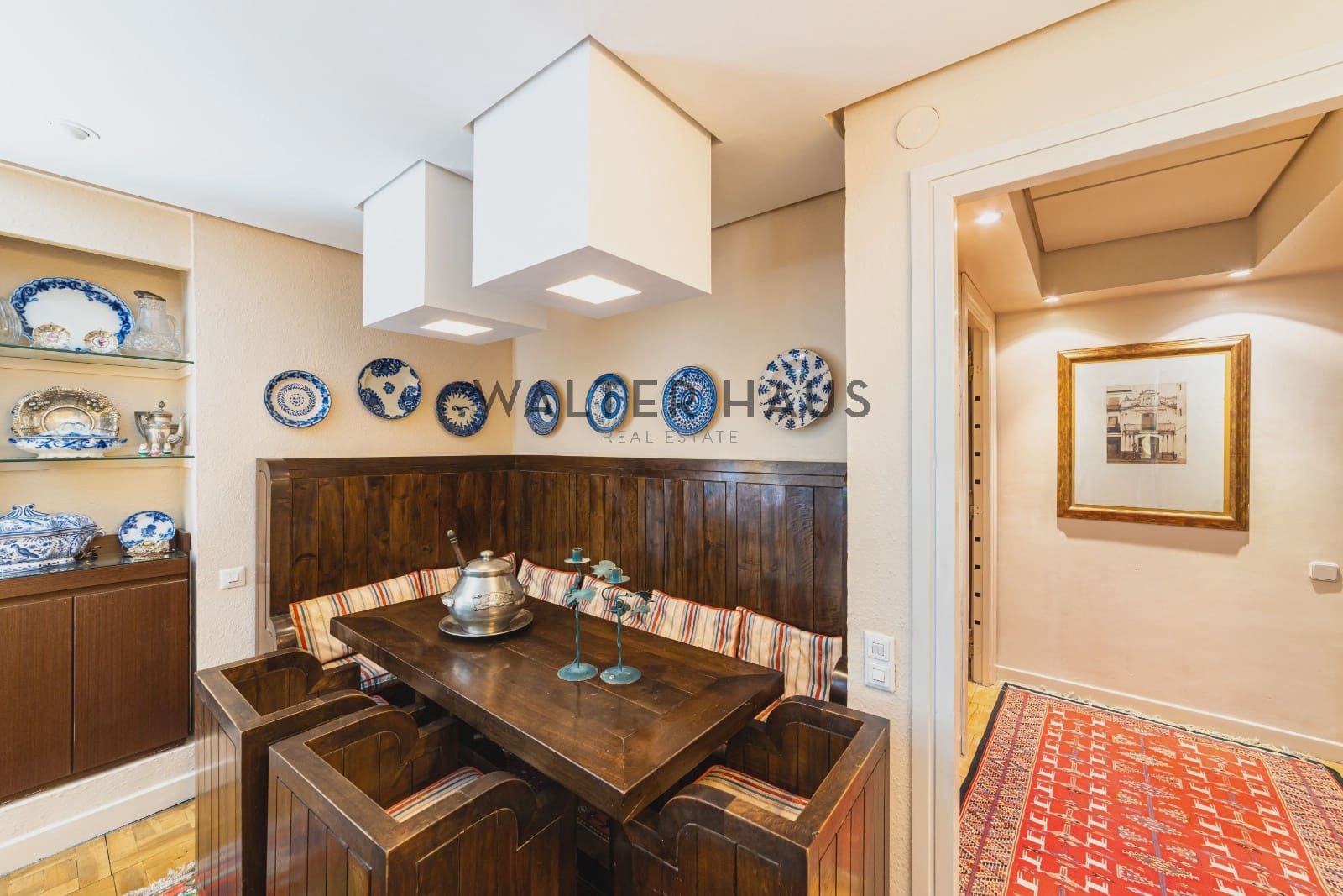 4 bedroom Flat for sale in Madrid city with garage - € 3,600,000 (Ref: 9782496)