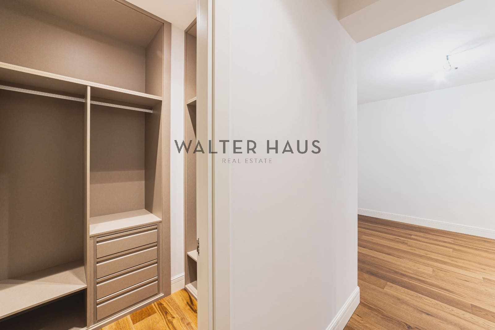 Piso de 4 habitaciones en Madrid ciudad en venta - 2.300.000 € (Ref: 9784476)