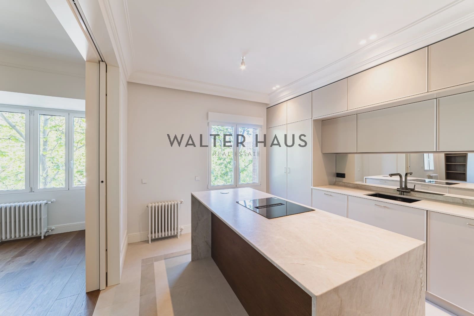 Piso de 4 habitaciones en Madrid ciudad en venta - 2.300.000 € (Ref: 9784476)