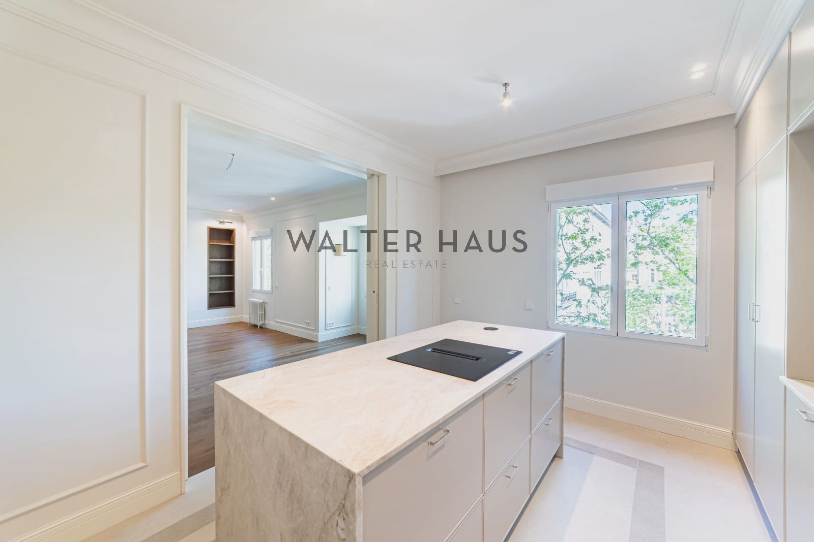 Piso de 4 habitaciones en Madrid ciudad en venta - 2.300.000 € (Ref: 9784476)