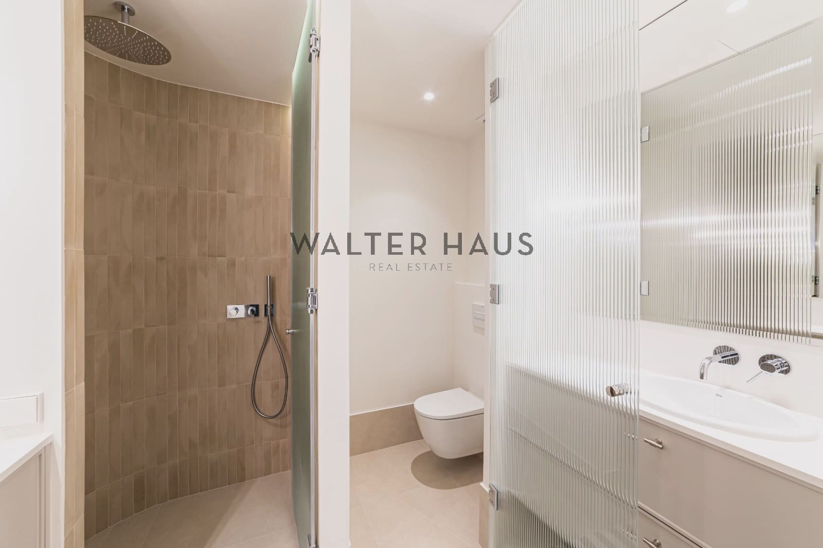 Piso de 4 habitaciones en Madrid ciudad en venta - 2.300.000 € (Ref: 9784476)