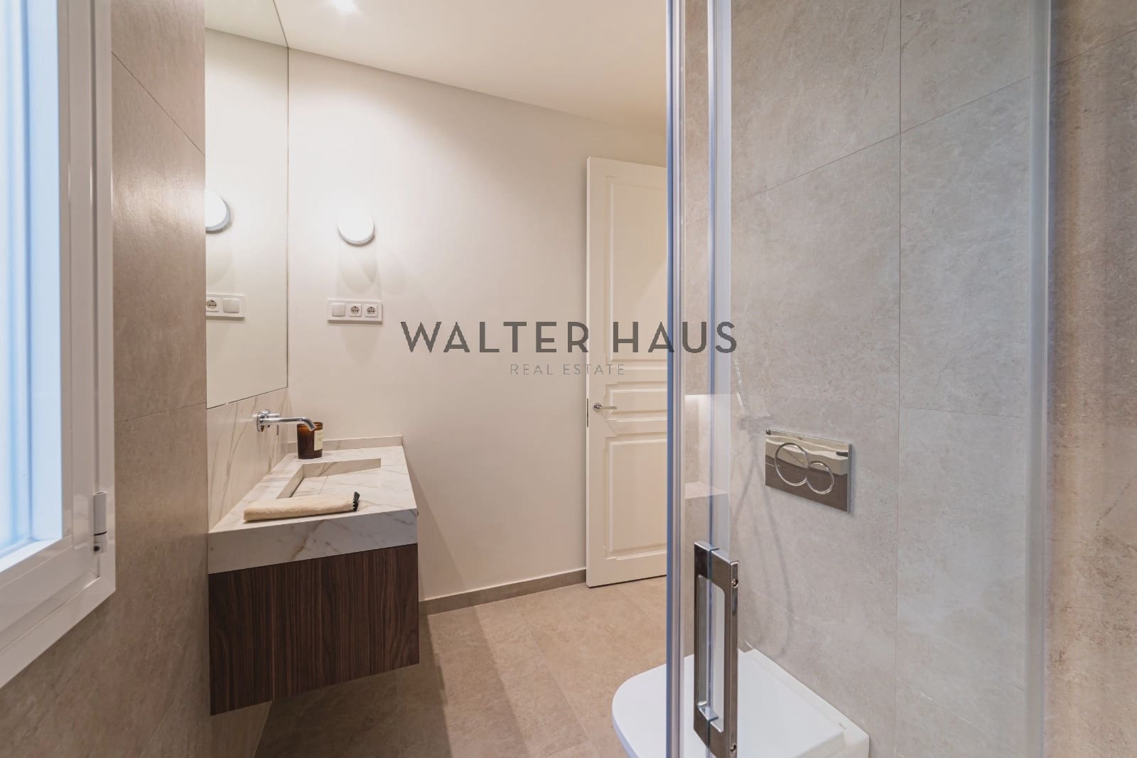 3 soveværelse Lejlighed til salg i Madrid by - € 2.370.000 (Ref: 9787572)