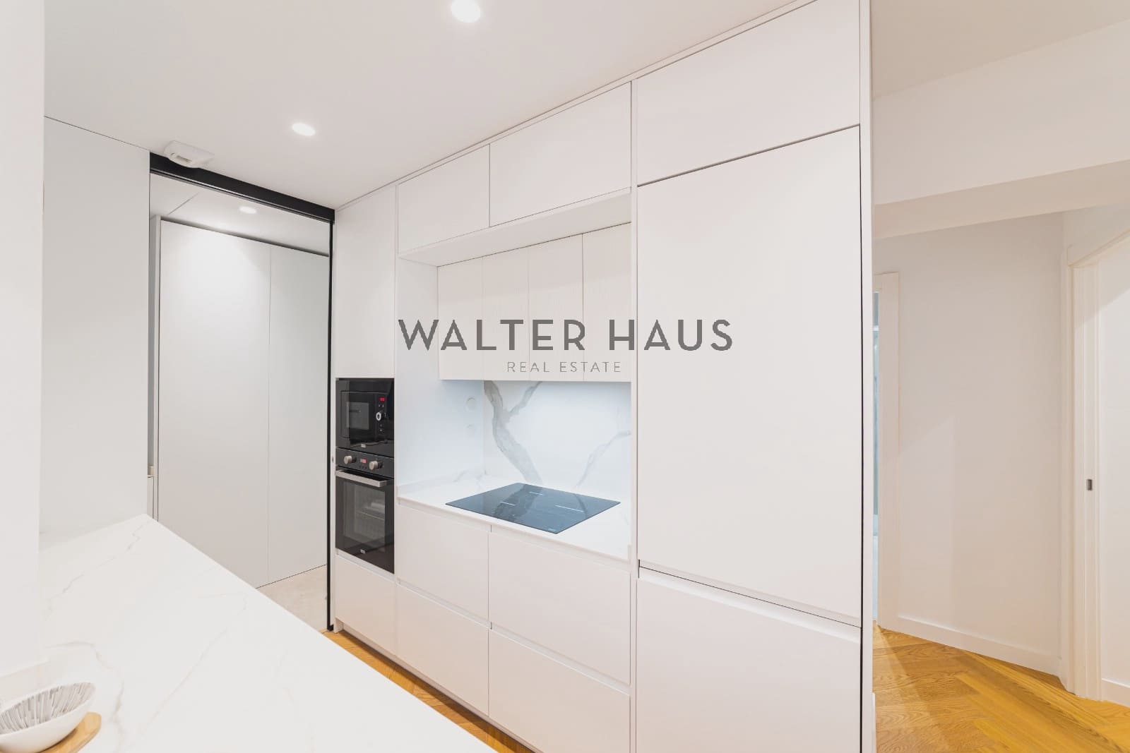 2 soveværelse Lejlighed til salg i Madrid by - € 970.000 (Ref: 9787738)