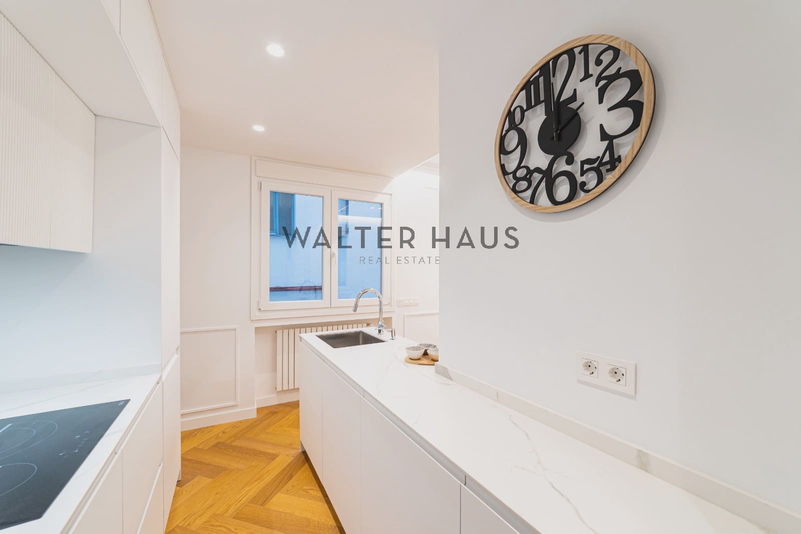 2 soveværelse Lejlighed til salg i Madrid by - € 970.000 (Ref: 9787738)