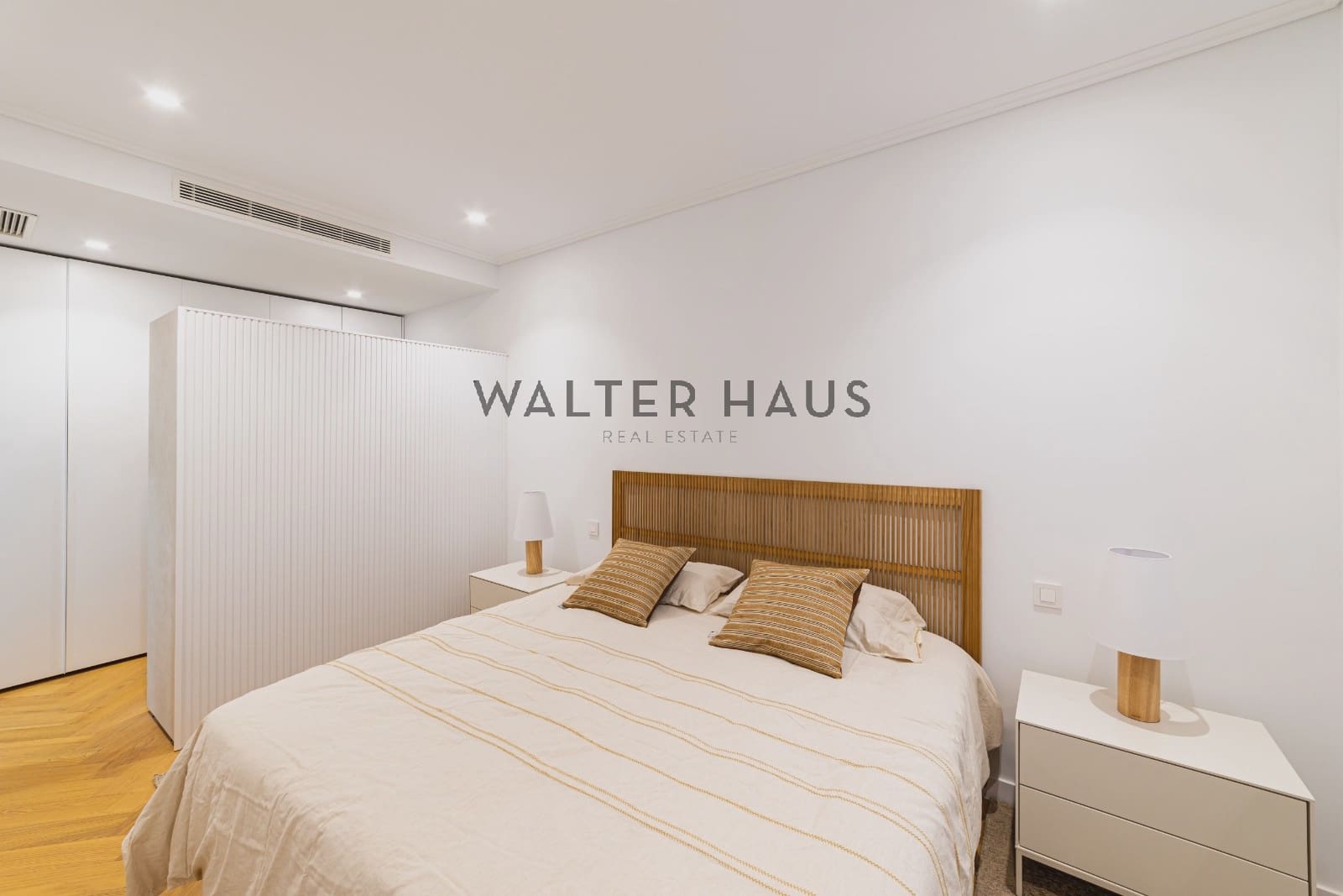 2 soveværelse Lejlighed til salg i Madrid by - € 970.000 (Ref: 9787738)