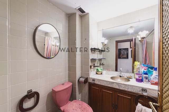 2 soveværelse Lejlighed til salg i Almagro, Madrid by - € 1.975.000 (Ref: 9787895)