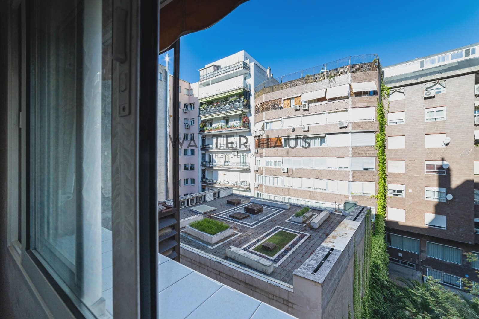 2 soveværelse Lejlighed til salg i Madrid by - € 1.975.000 (Ref: 9787895)